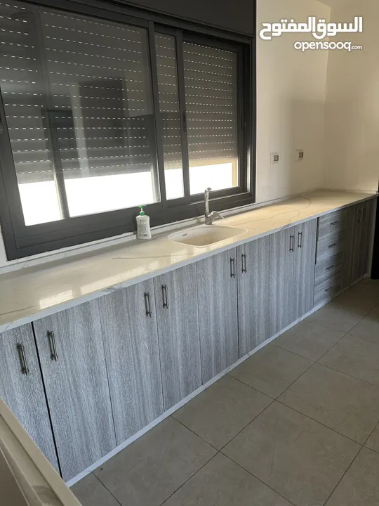 شقة للإيجار في منطقة عين منجد