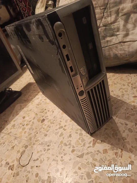 كمبيوتر hp قديم شغال مع شاشه قديمة و شغاله و كل سلاكو