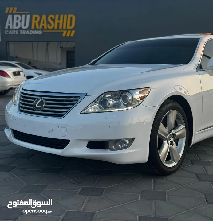 LEXUS LS 460 LARGE  2010