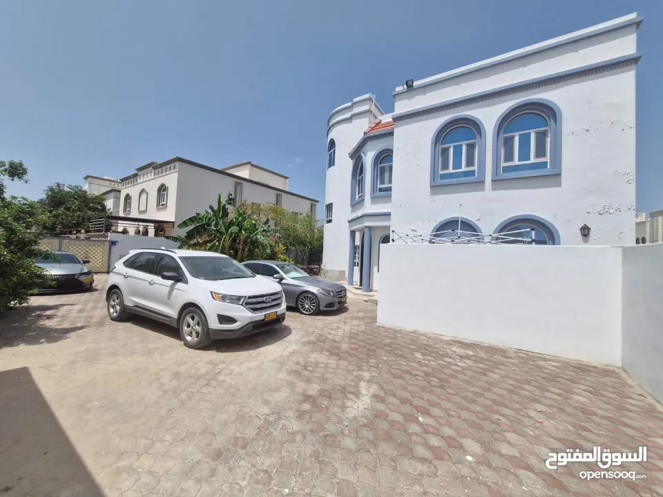 3 + 1 BR Beautiful Villa for Rent – Al Hail