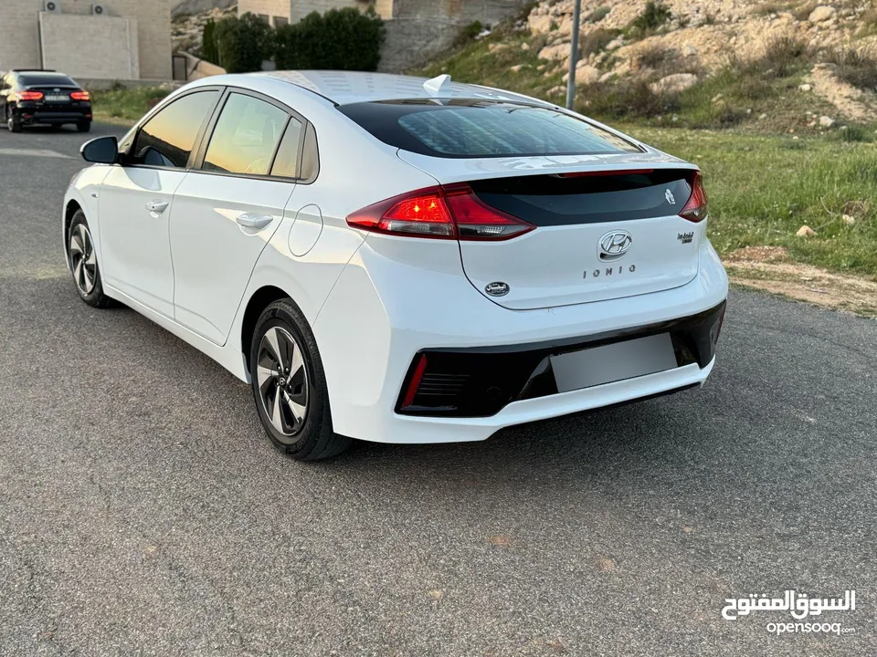 هيونداي ايونك 2019 بحاله ممتازه 11850دينار