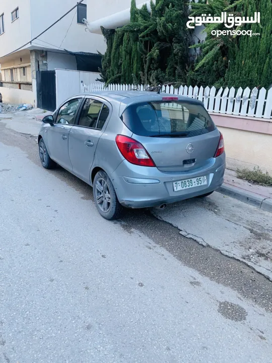 اوبل كورسا 2014 مطور 1400 جير عادي السياره جديده اصل برايفت