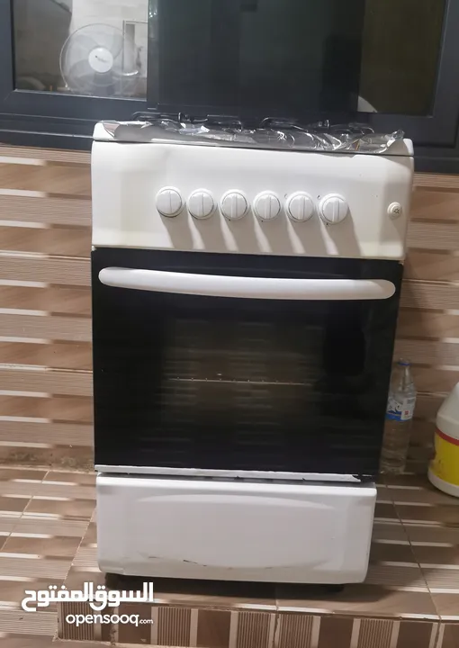 طباخة فرن gas cooker مع سيلندر غاز gas cylinder