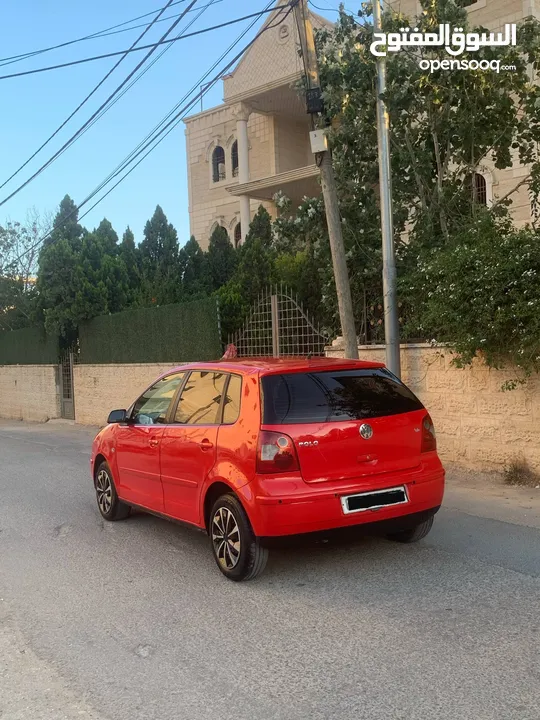 بولو 2005 اتوماتيك حجم المحرك 1400 فحص ممتاز رخصة وتأمين ساري المفعول موجوده بالخليل