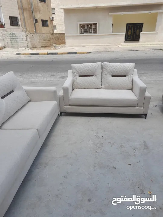 طقم كورنر فاخر جديد لغرفة جلوس او غرفة ضيوف حرف L مع ثنائية