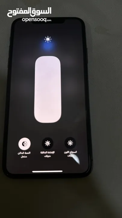 ايفون 11 برو ماكس حاله ممتازه بدون شموخ