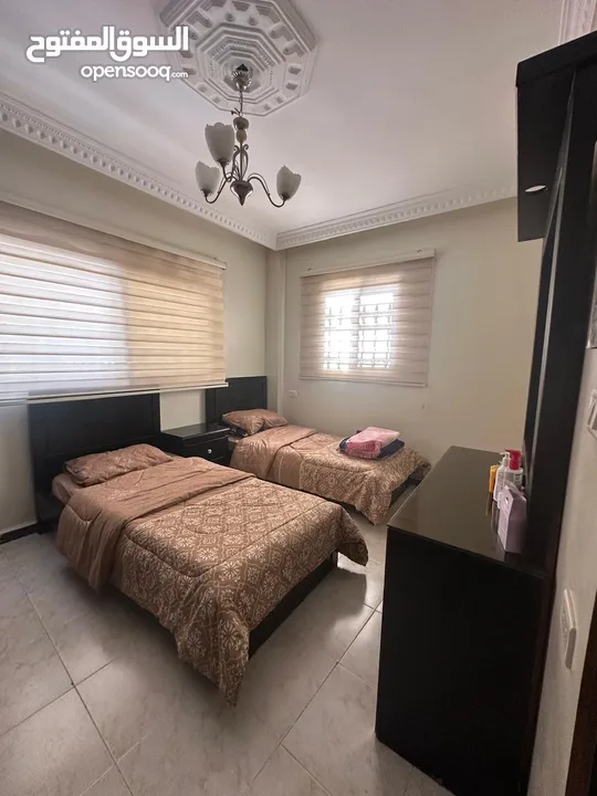 بيت سوبر ديلوكس بالزرقاء الجديدة جبل المغير  مفروش كامل للإيجار اليومي والاسبوعي والشهري