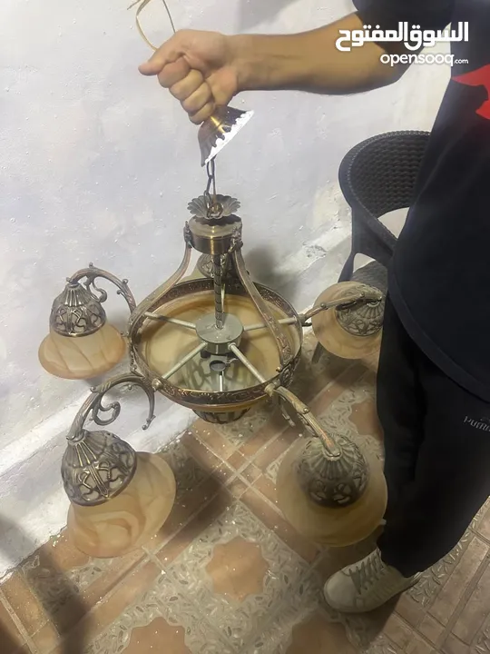 ثريات معدن قلوبات حديد