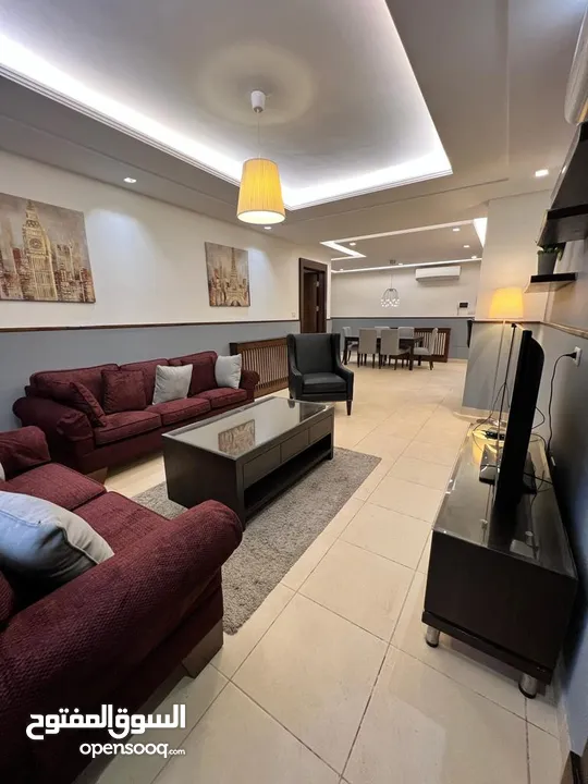 شقةمفروشةالدوار الخامس خلف فندق الفورسيزون من المالك Furnished apartment behind four seasons hotel