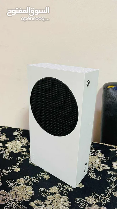 XBOX SERIES S 512GB للبيع بسعر غيالي
