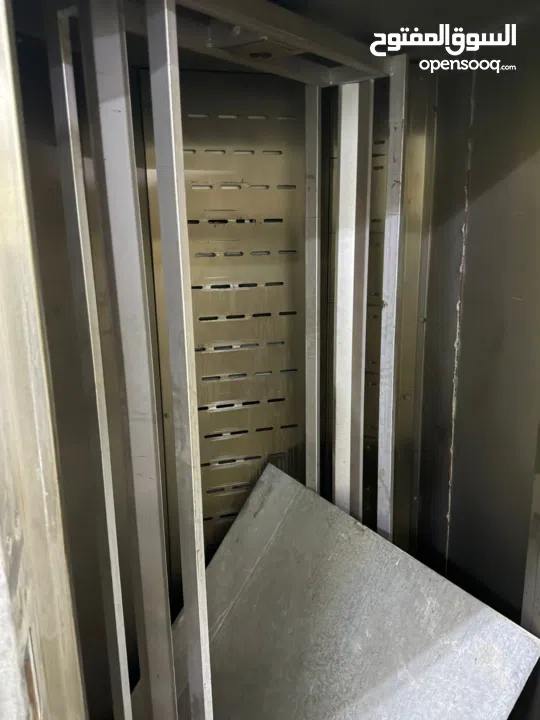 معدات مخبز شبه كامله خط انتاج معدات مستعمله فتره قصيره جدا