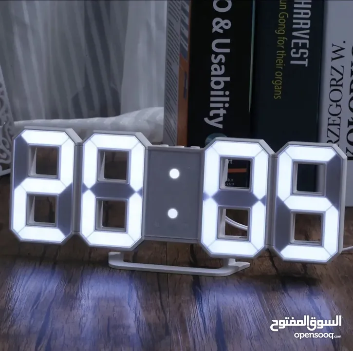 ساعه LED للمكتب