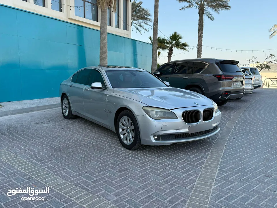 BMW_730i Model:2011