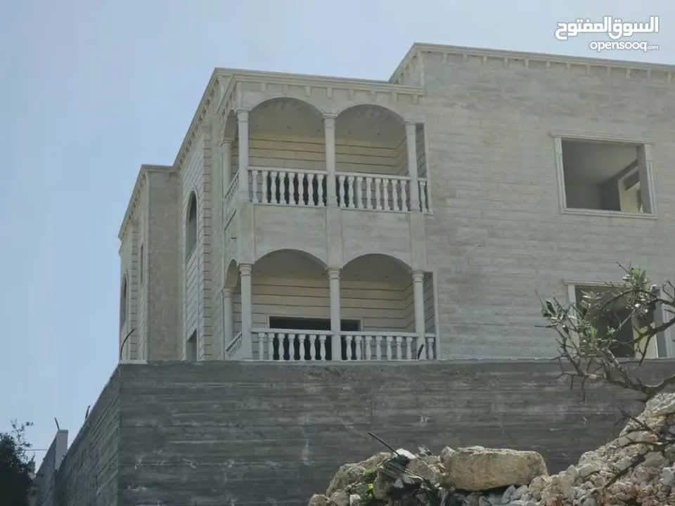 دفعتك وشكاتك والباقي علينا ادلل بس أسعار منافسة وعروض مميزة والتوصيل متاح لجميع أنحاء الضفة