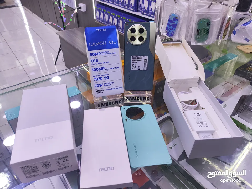 اخضر عشبي CAMON 30 5G وكالة معه كامل اغراضو جيجا 512 رام 24 متوفر توصيل