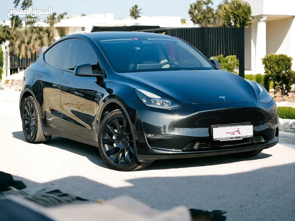 AED 2,160 PM  TESLA MODEL Y  Dual Motor Long Range  2022  UNDER WARRANTY  GCC  0% DOWNPAYMENT