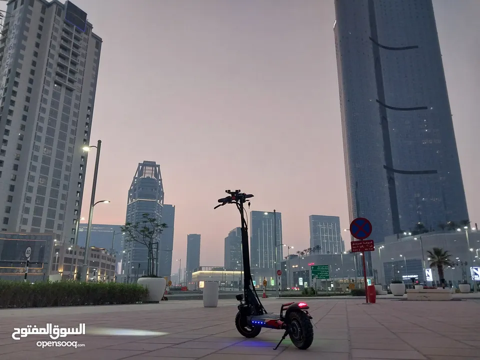 new electric scooter ( delivery in all UAE)