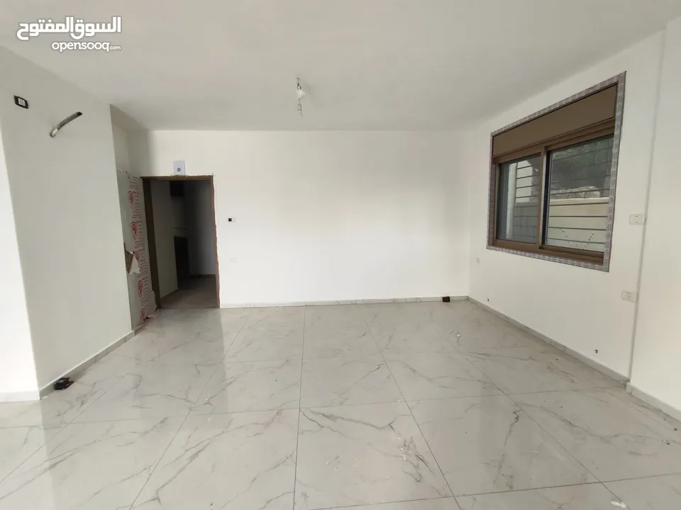 عااااججلل ششقة مع حححديقةةة غير مفروش للإيجار في عين مصباح