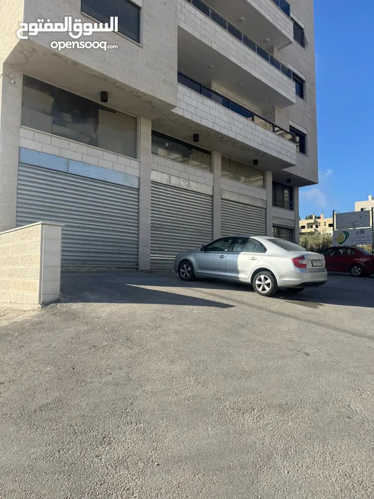 مخازن للإيجار مع سدد في بيت ايبا مدخل المنطقة الصناعية