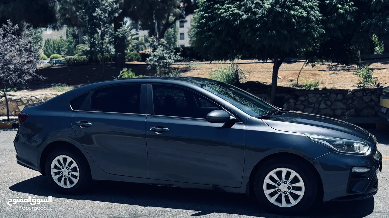 Kia cerato   Model :2019  Dohc 1600 CC  Gearbox : automatic   Colour: Gary  Inside :Black ABS Airbag