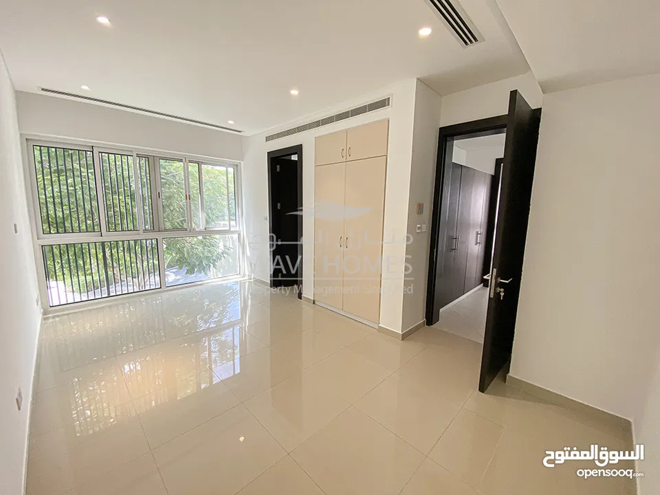 Spacious 4 Bedroom Villa for Sale in Al Mouj