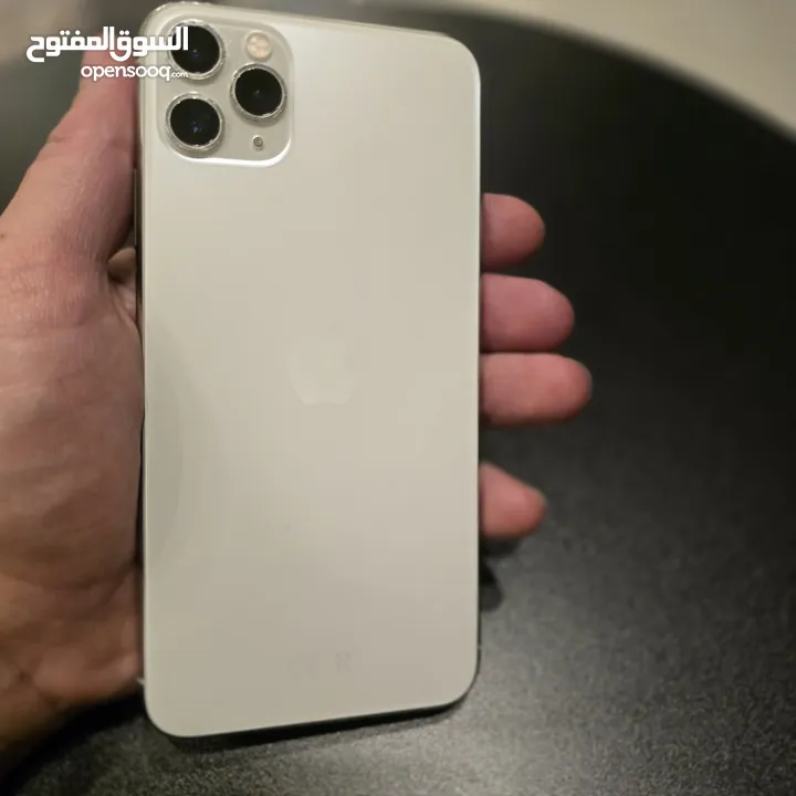 ايفون 11 برو ماكس حالة ممتازة