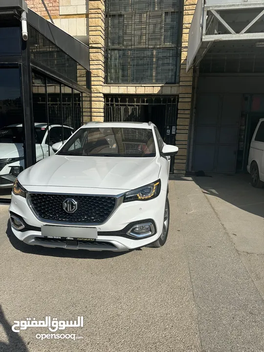 سيارة ام جي فل الفل