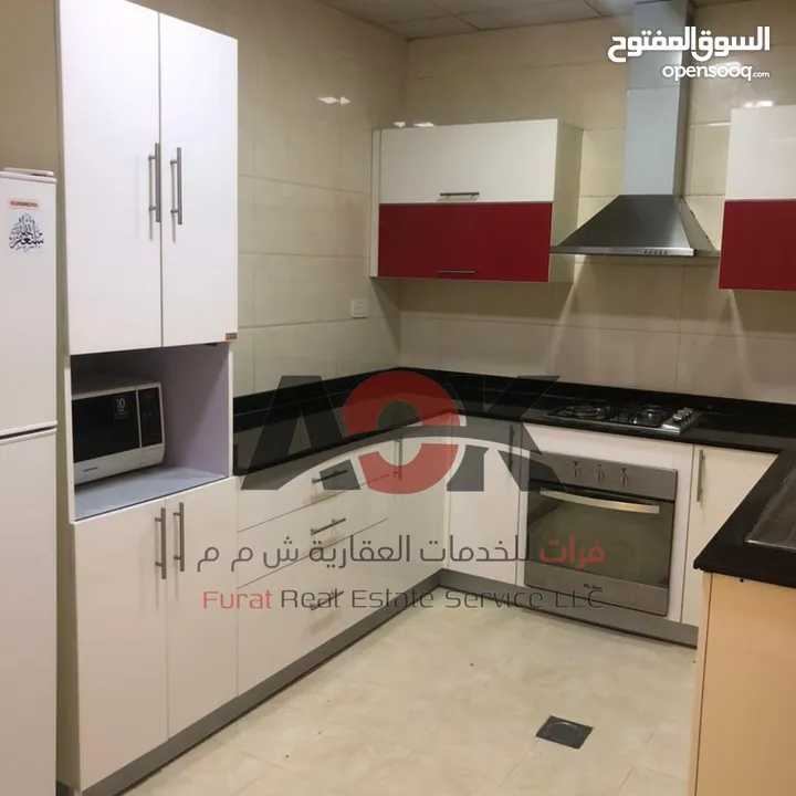 شقة للإيجار في بناية رتاج القرم - القرم 3 غرف نوم Apartment for Rent in Retaj Building - Qurum