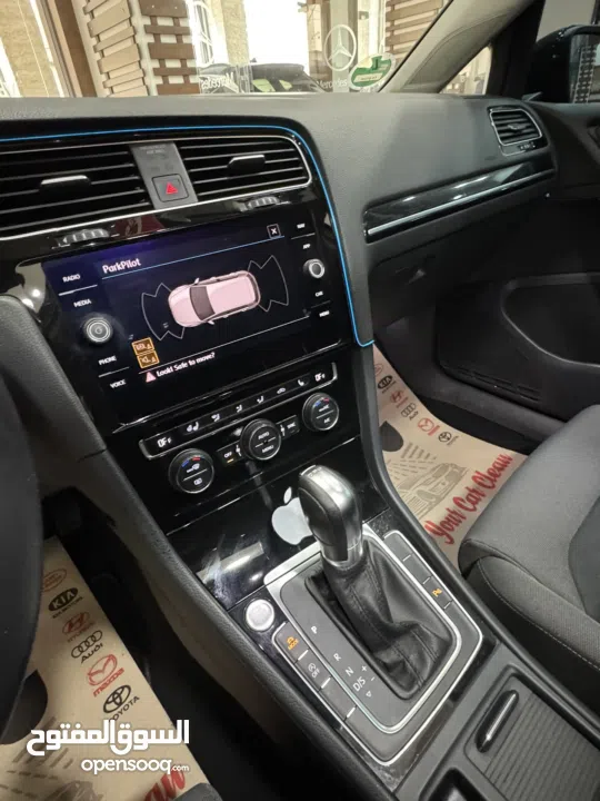 جولف 2019 محرك 1500 بنزين فتحة سقف بانوراما ساعات ديجيتال هوك خلفي ليد وزينون شركة فحص نخب