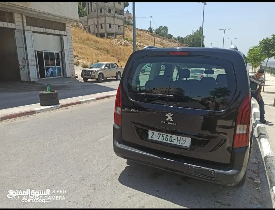 بيجو ريفتر لون اسود للبيع
