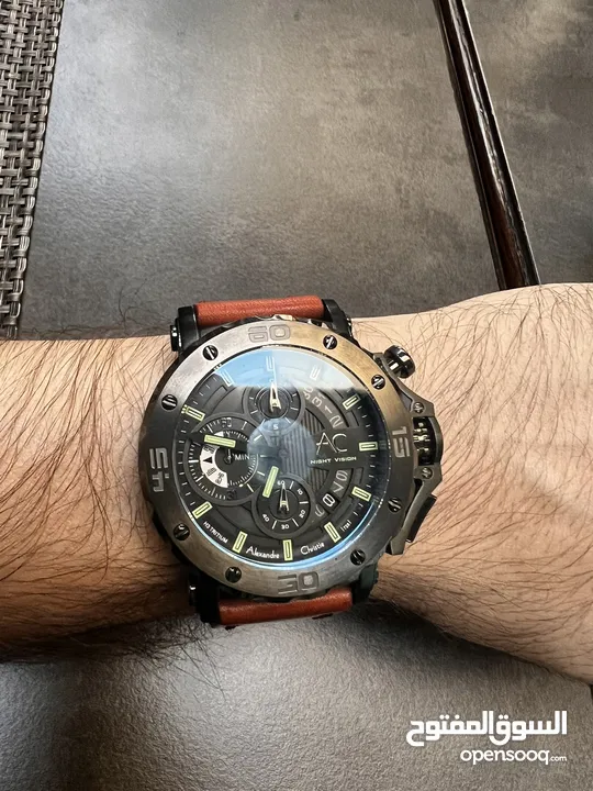 alexandre christie night vision ساعه مميزه بحاله ممتازه
