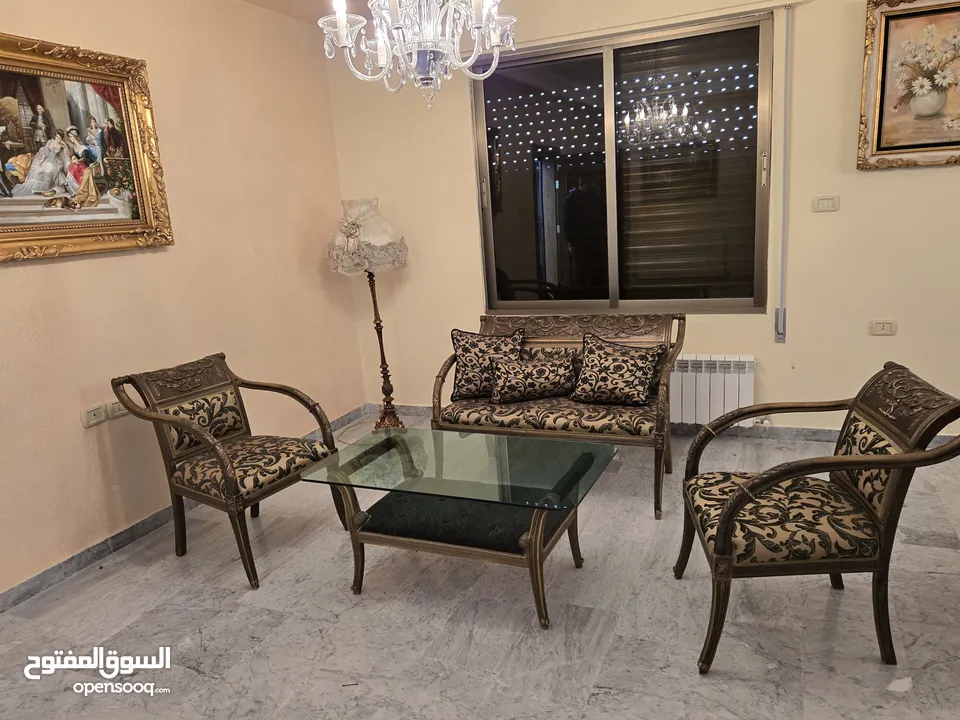 طقم جلوس  ثانوي حفر