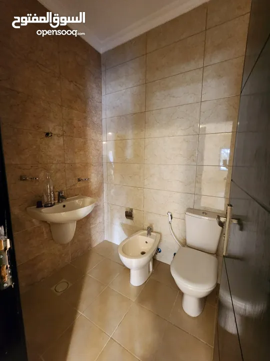 شقة فارغة للإيجار في منطقة خلدا- REF: 14656