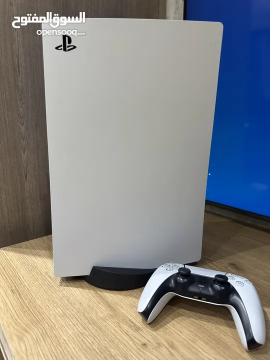 PS5 مستعمل بحالة ممتازة للبيع