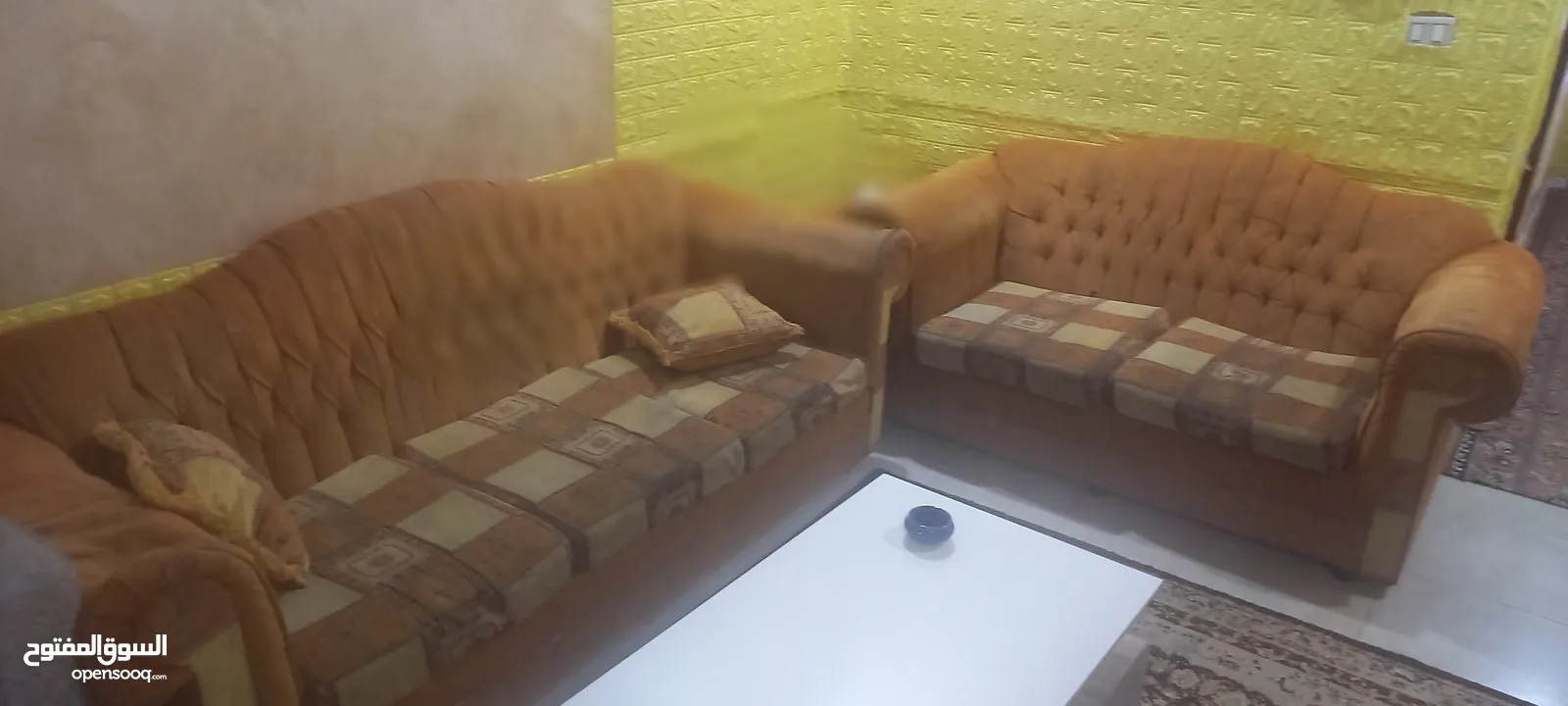 طقم كنب مستعمل 9 مقاعد بحاله جيده