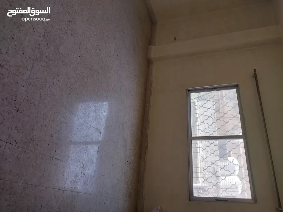 شقة في جبل الاشرفية قرب مستشفى البشير