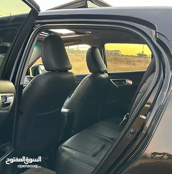 لكزس ct 200 2012