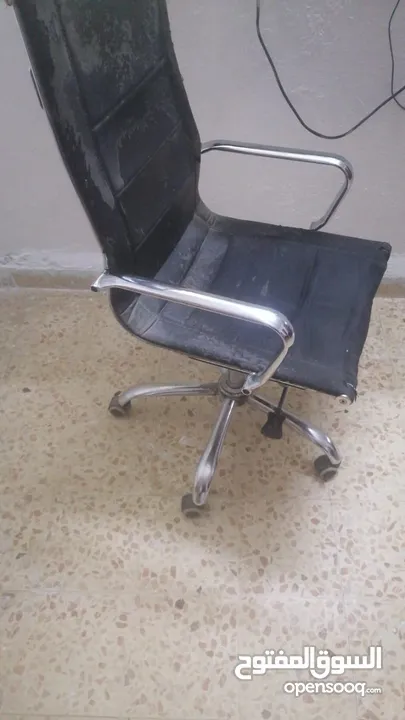 كرسي مكتب للبيع بحاجت تنجيد