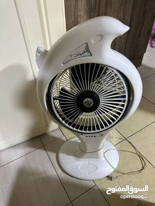 مروحه على شكل سمكه