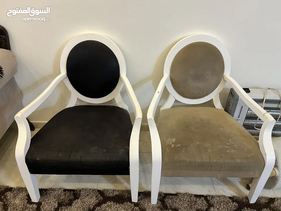 كورنر للبيع لون بيج