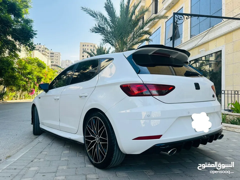 فادي عيسي.