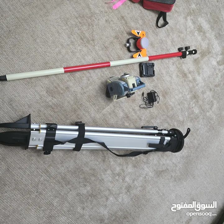 جهاز total station focus 8