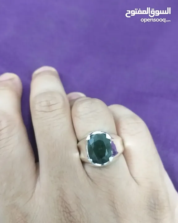 خاتم زمرد زامبي طبيعي مفحوص في المختبر  natural zambian emerald ring