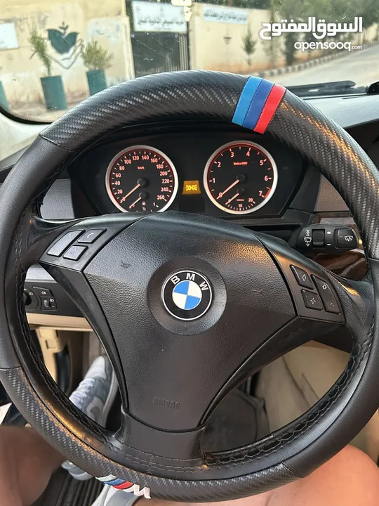 BMW 520i للبيع