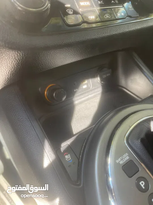 كيا سبورتاج فل الفل ما عدا فتحه ترخيص 2014  الجيب بوضع الشركة