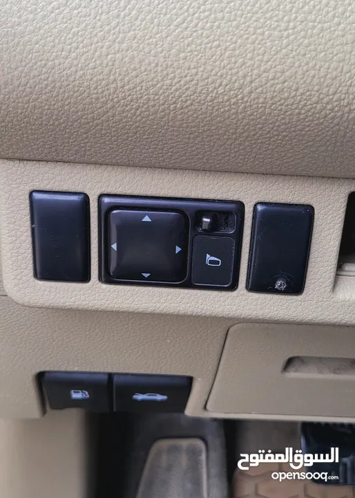 نيسان تيدا NISSAN TIIDA موديل 2008 متور 1800cc راكب جديد  جير عادي