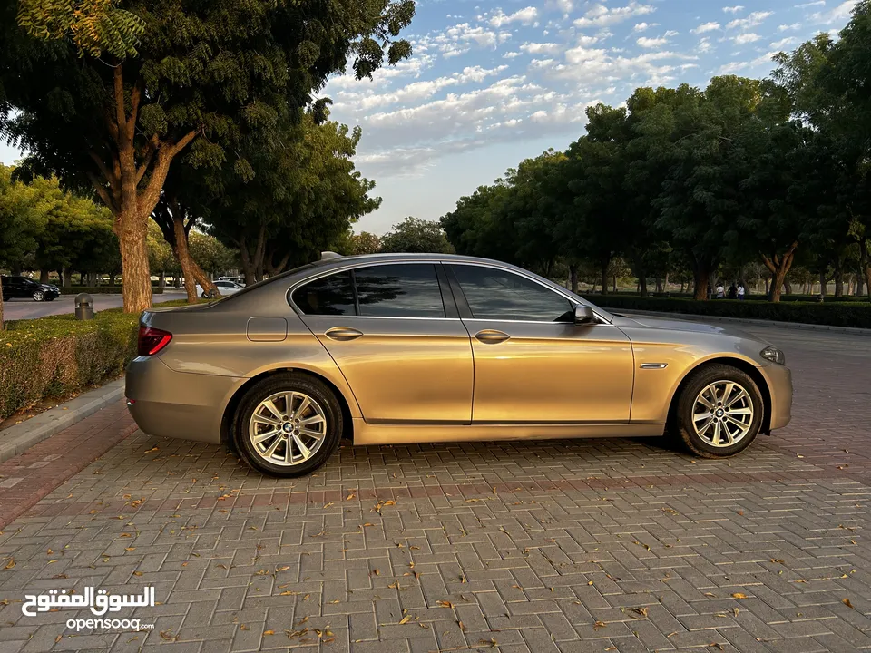 BMW 520i , Model Year: 2015 بحالة ممتازة و سجل صيانة دوري