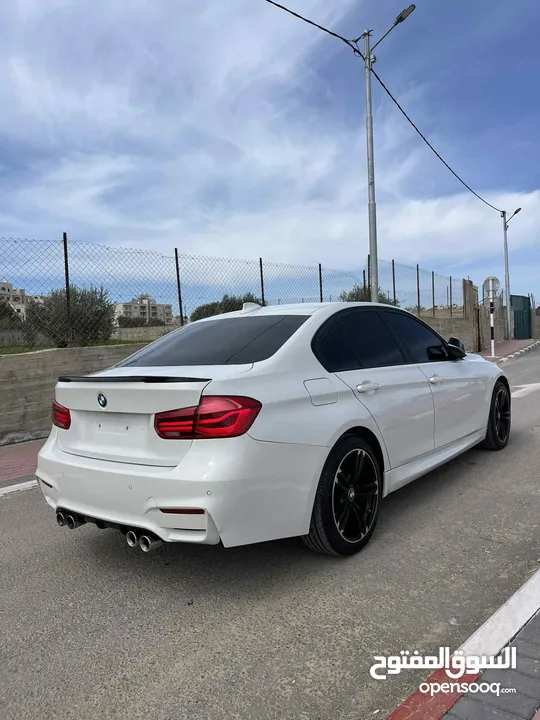 BMW 318i F30