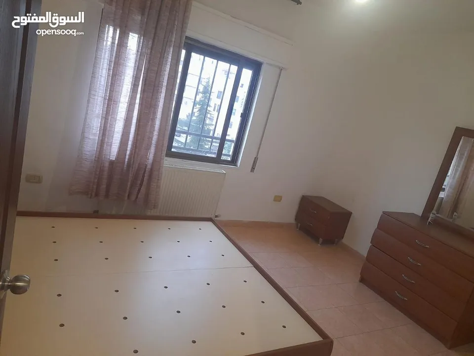 شقة فارغة للإيجار في عمان منطقة. خلدا منطقة هادئة ومميزة جدا