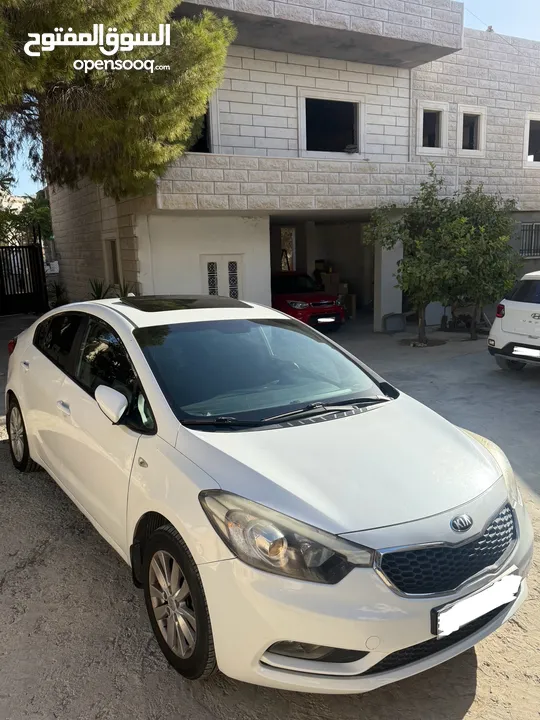 كيا سيراتو k3 فل مع فتحة سقف نخب ماتور 1600